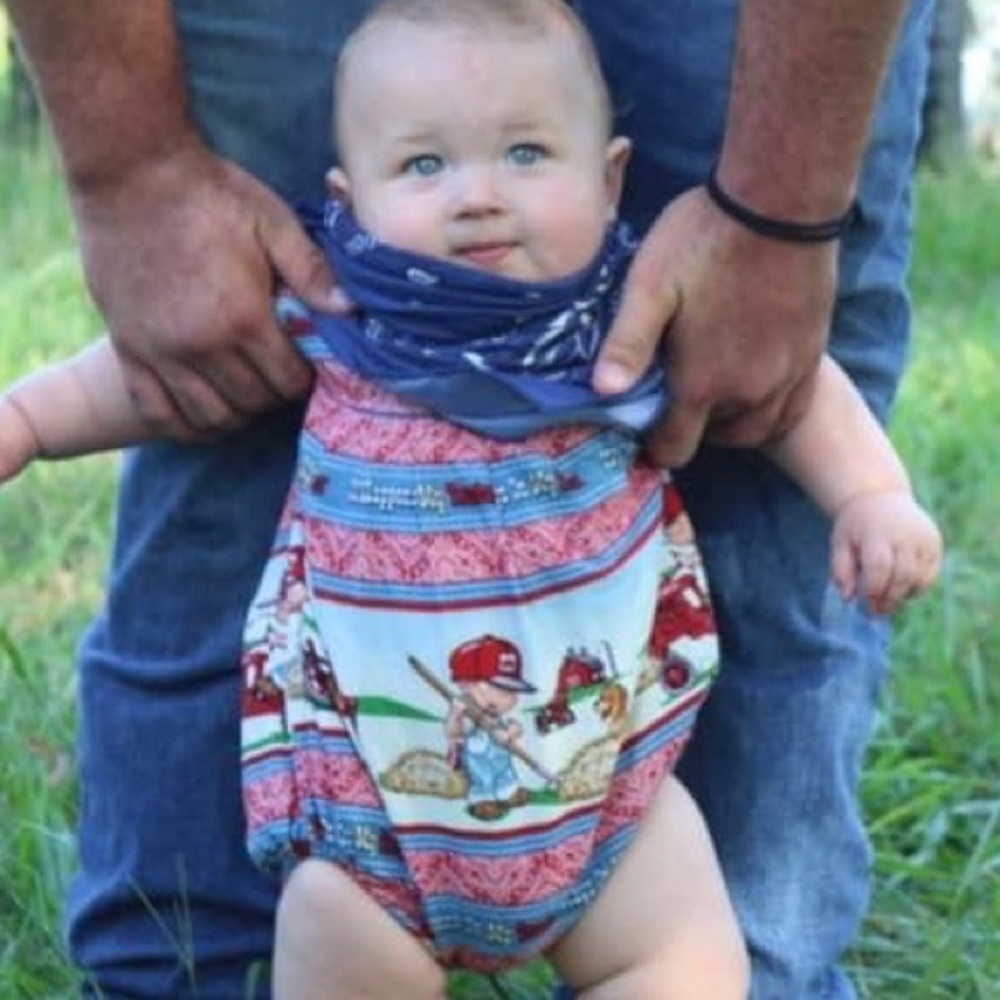 🦃 Custom-made 12-18 month one piece outfit.